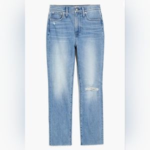 The Perfect Vintage Jean in Coney Wash: Destroyed Edition 25P